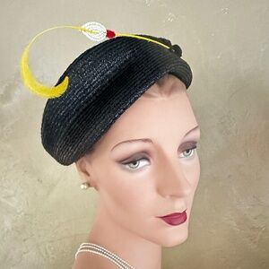 ARRESTING 1940s' BLACK STRAW HAT WITH YELLOW FEATHER, QUILL & WHITE/RED BEADS